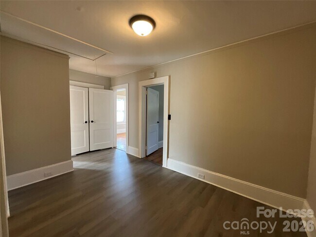 Building Photo - 3820 Freedom Dr