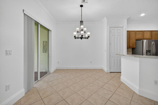 Building Photo - 6072 NW 116th Dr