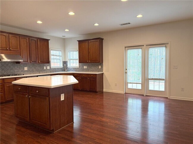 Building Photo - 3240 Bentbill Crossing