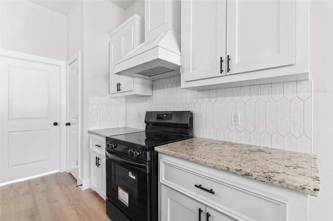 Building Photo - 2315 Progress Dr