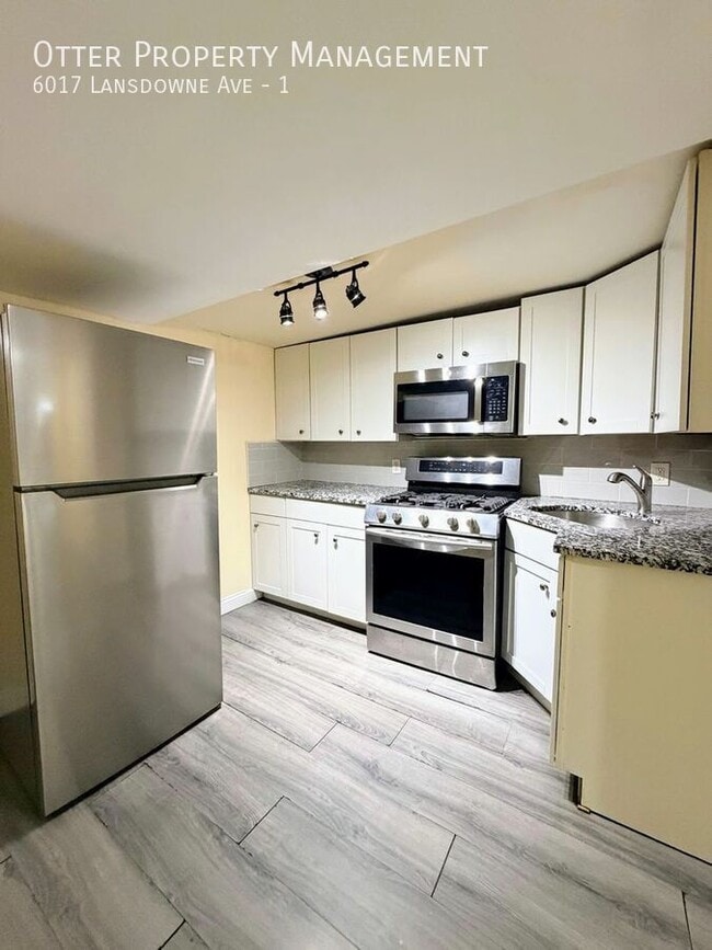 Building Photo - 6017 Lansdowne Ave