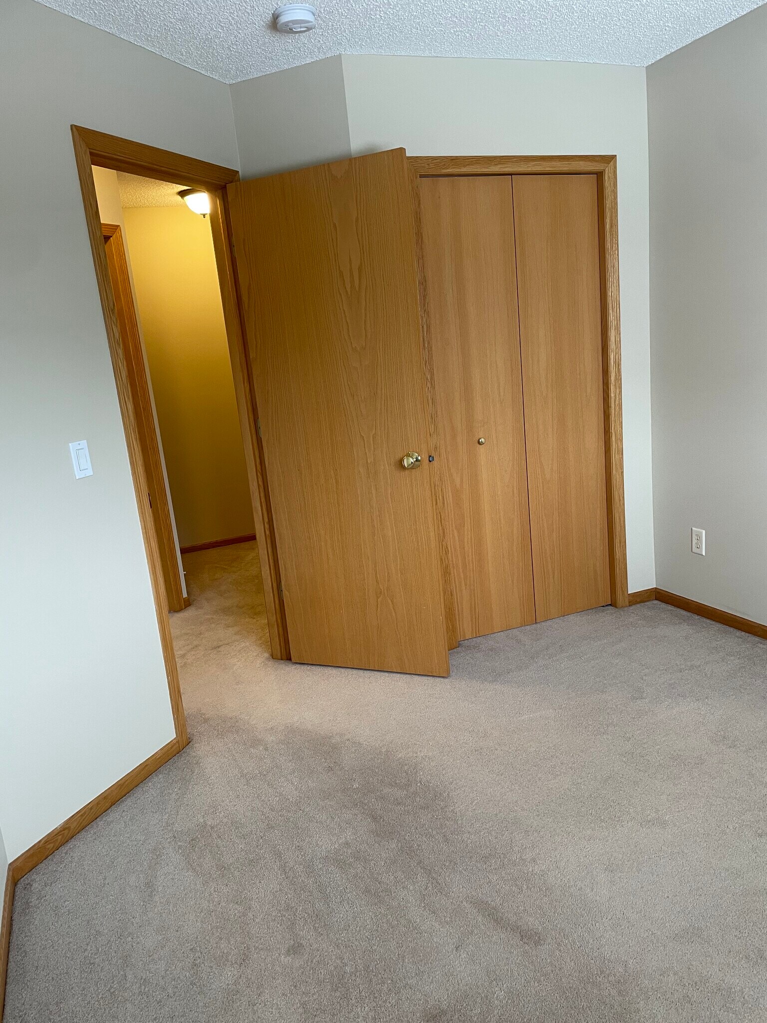 Building Photo - 1238 Larkspur Ln