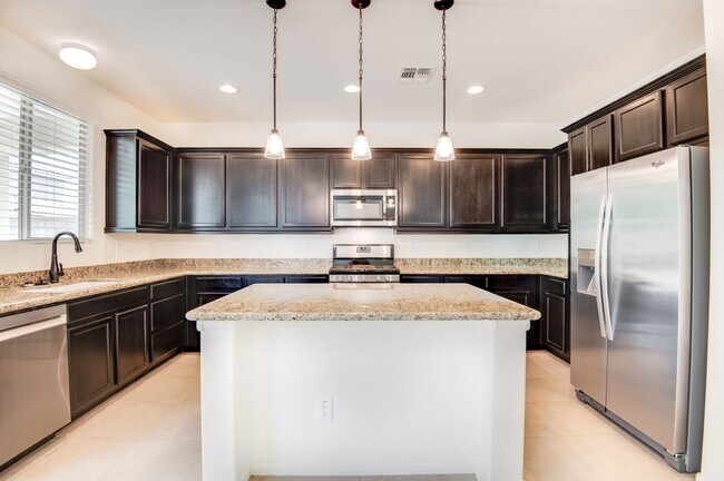 Building Photo - 12038 W Briles Rd