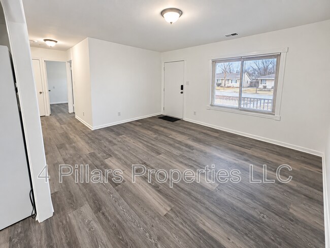 Building Photo - 7743 Delmar Ave
