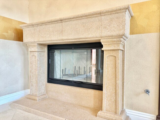 Building Photo - Boat Dock Home | Gated Community | Oxnard ...