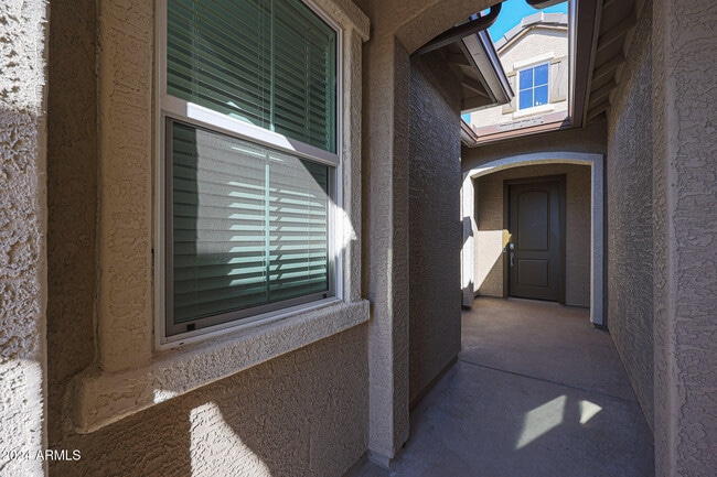 Building Photo - 7606 W Jackrabbit Ln