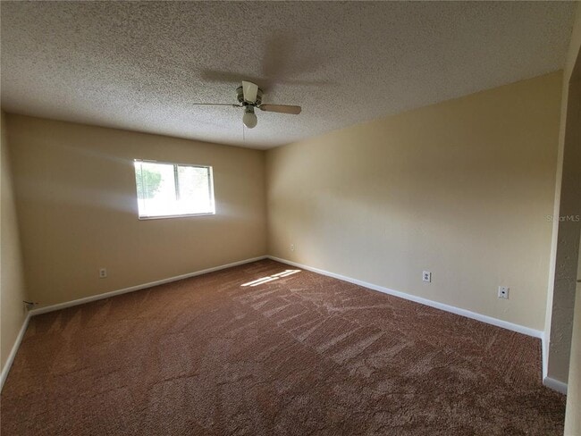 Building Photo - 7 Blairton Ct