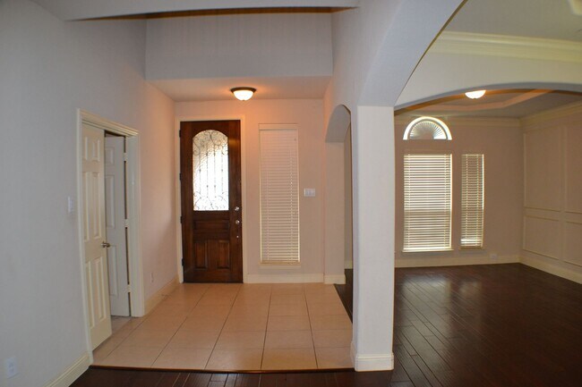 Building Photo - 6 Bed 4 Bath House for Lease - Plano - GOOD LOCATION!
