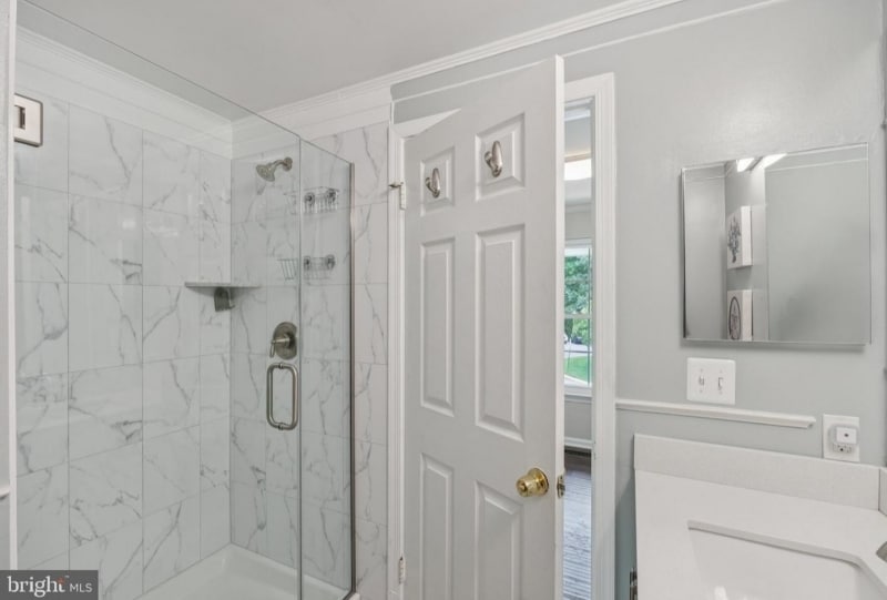 Building Photo - 13812 Tabiona Dr