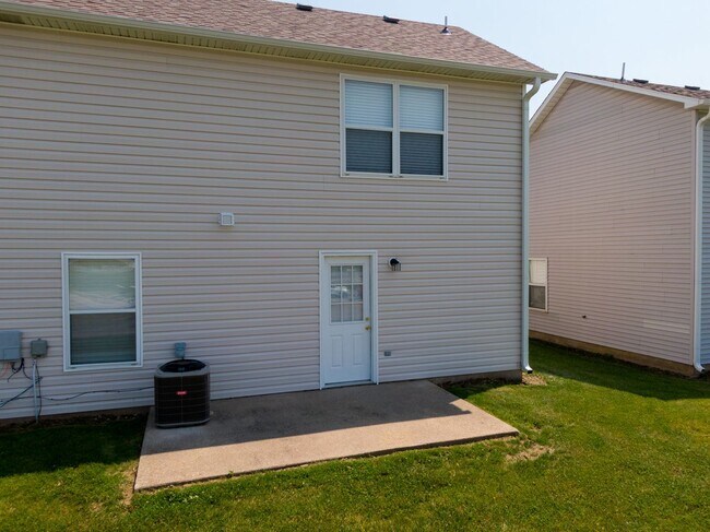 Building Photo - 2405-2407-2407 Northampton Dr
