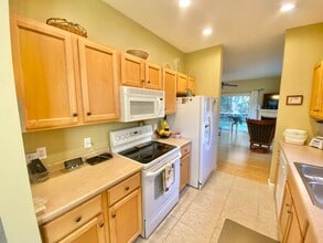 Building Photo - Furnished 2 or 3 bedroom condo Essex Junction