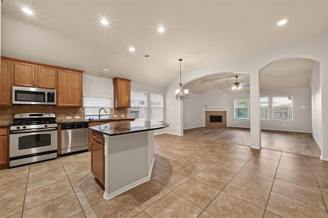 Building Photo - 28207 Chalet Park Dr