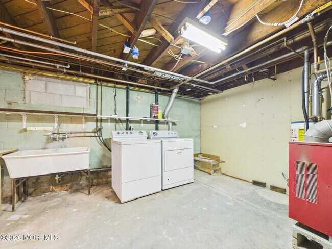 Building Photo - 15 Wigwam Path