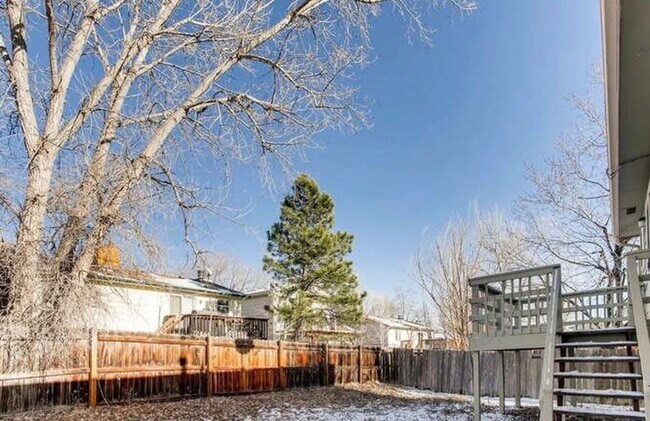 Building Photo - 10418 Jellison Way