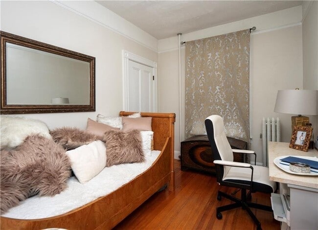 Building Photo - 1 Pell St