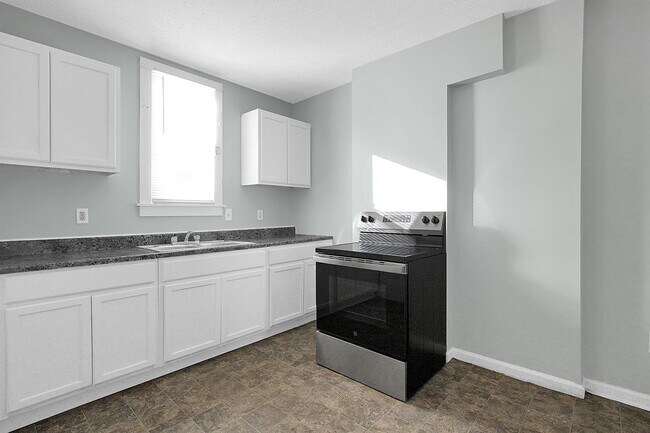 Building Photo - 1521-1523 Republic Ave