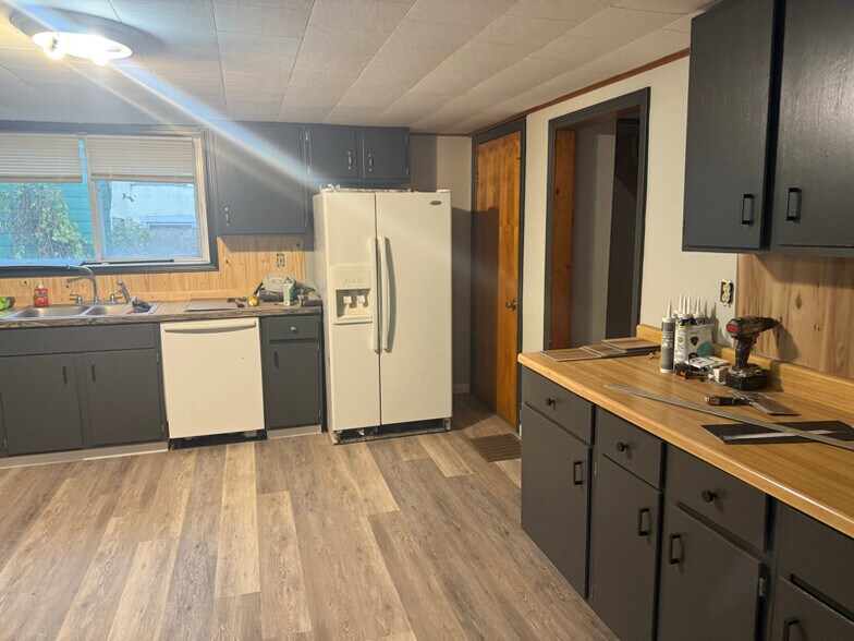 Building Photo - 622 Alexandria St