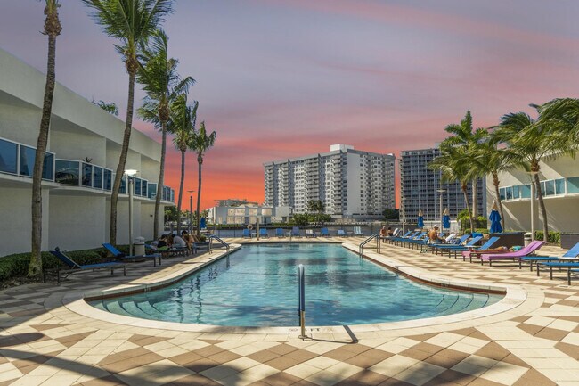 Building Photo - 1945 S Ocean Dr