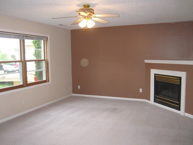 Building Photo - 2213 Namekagon St