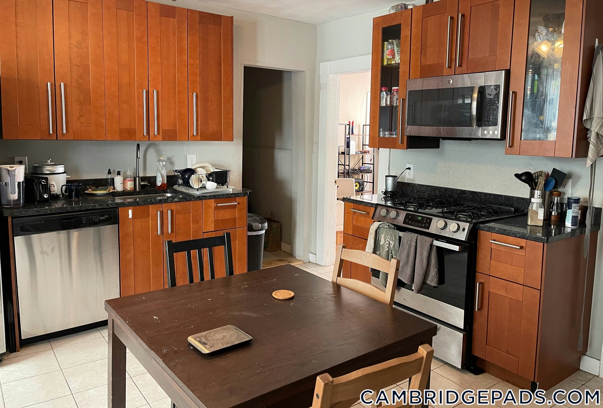 Building Photo - 273 Cardinal Medeiros Ave