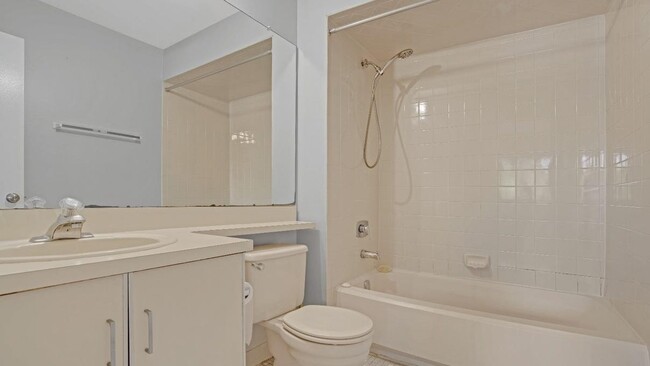 Building Photo - 1090 Schmidt Ln