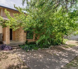 Building Photo - 3201 Twinberry Cove