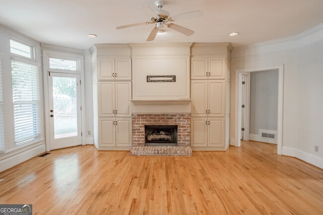 Building Photo - 540 Birkdale Dr