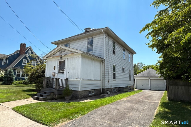 Building Photo - 751 Wilcoxson Ave