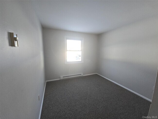 Building Photo - 50 Stein Rd