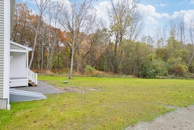 Building Photo - 513 Mendon Rd