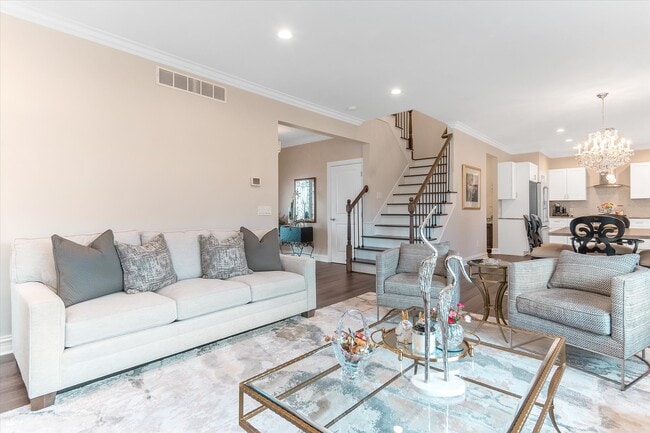 Building Photo - 37440 Curwood Dr