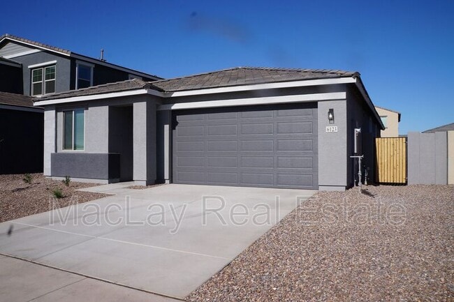 Building Photo - 6123 S Oxley