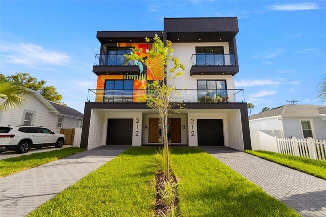 Primary Photo - 212 W Euclid Ave