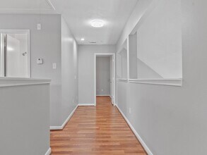Building Photo - 3131 Signal Hill Dr