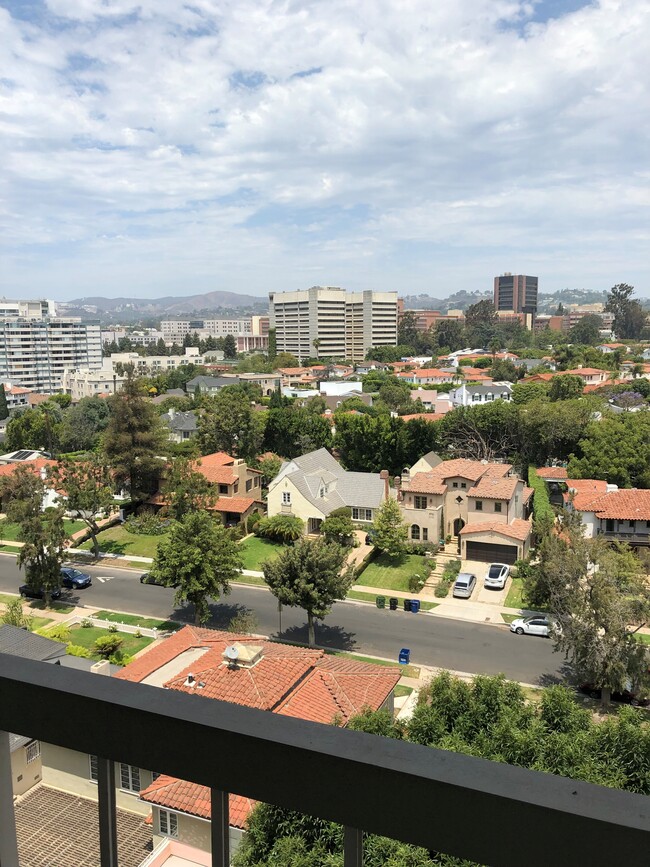 Dinning room balcony View - 10751 Wilshire Blvd