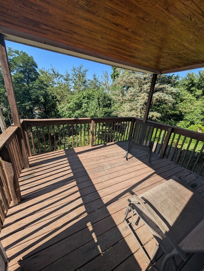 Building Photo - Newly Reno2 Bed, 1 Bath Home in Pitcairn -- Available NOW!