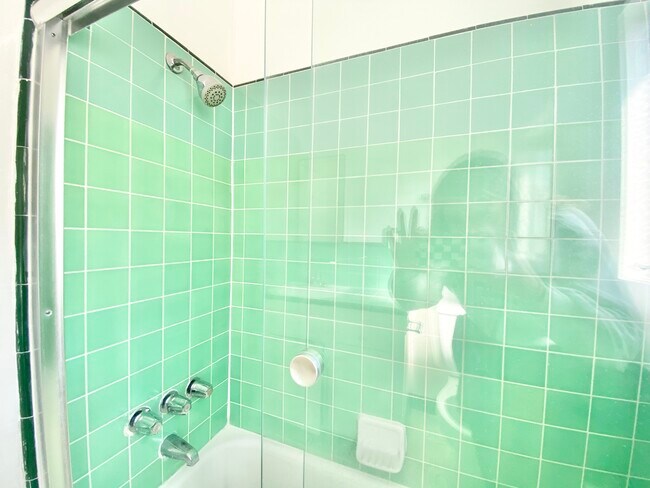 Building Photo - 1055 S Wooster St