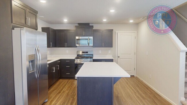 Building Photo - New Construction, Spring Creek / Stylish T...