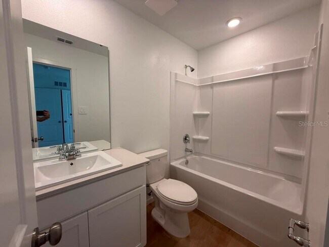 Building Photo - 2428 Bevel Ln