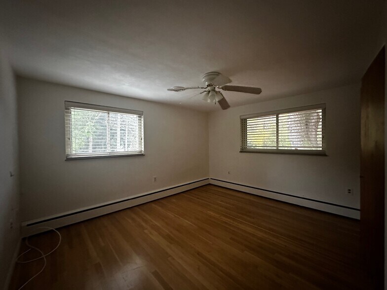 Building Photo - 1 High Acres Dr