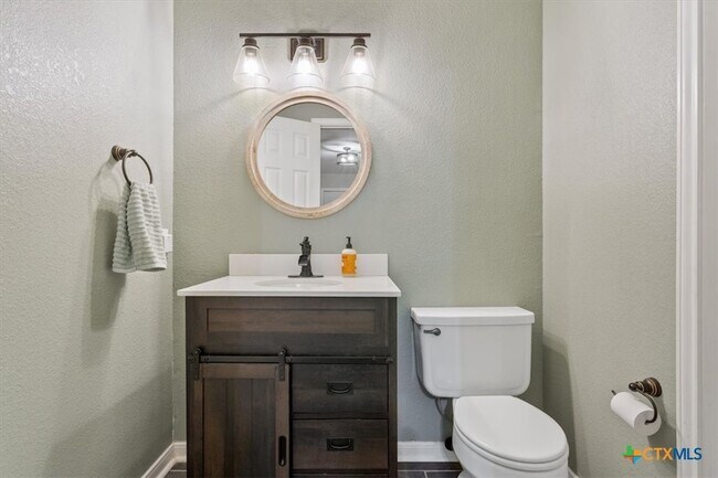 Building Photo - 840 Long Horn Trail