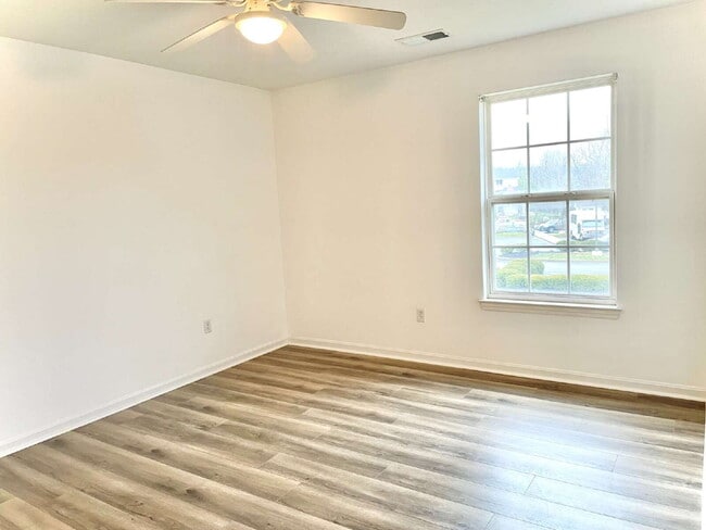 Building Photo - "2-Bed, 2-Bath apartment on Stonestreet Road – 904 Sq Ft!"