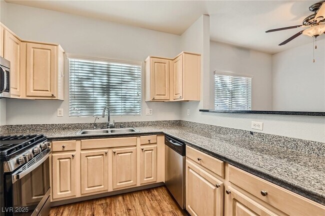 Building Photo - 5250 S Rainbow Blvd