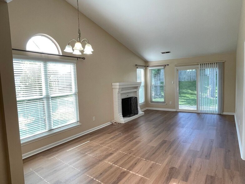 Building Photo - 269 Wood Stream Ct