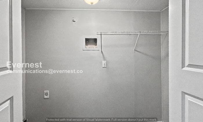 Building Photo - 4848 Plymouth Trace