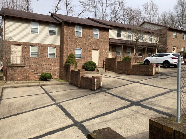 Primary Photo - 2406 15th Ave