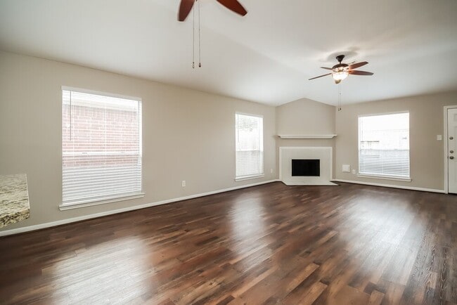 Building Photo - 7457 Parkland Manor Dr