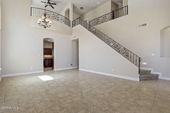 Building Photo - 11441 Victor Flores Pl