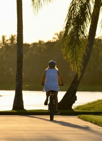 Building Photo - 7701 Pine Island Way