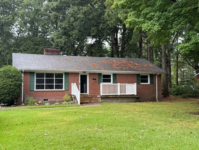Building Photo - 3608 Wright Rd